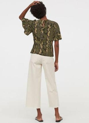 Блуза блузка з віскози з вузлом в анімалістичний принт пітона від h&m2 фото