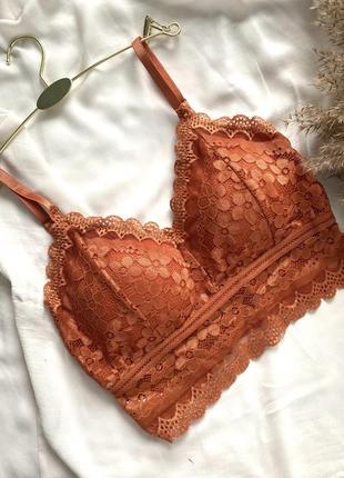 Топ мереживний