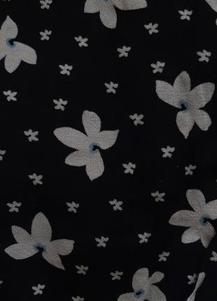 F&f чорна блузка квітковий принт s-m4 фото