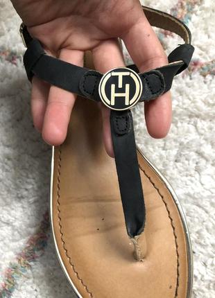Босоножки/ вьетнамки/ tommy hilfiger/ наложка4 фото
