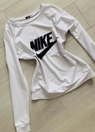 Стильна кофточка nike
