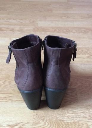 Кожаные ботинкиecco 39 размера в идеальном состоянии