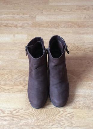 Кожаные ботинкиecco 39 размера в идеальном состоянии