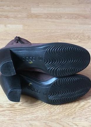 Кожаные ботинкиecco 39 размера в идеальном состоянии
