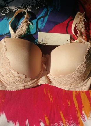 Очень красивый телесный бюстгальтер анжелика🌸