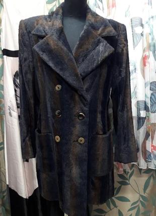 Стильное пальто пиджак