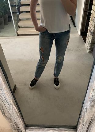 Джинсы бойфренды
