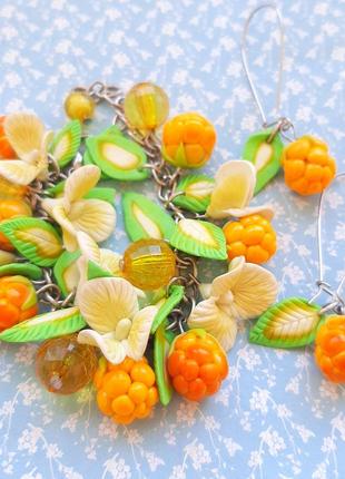Цветочный комплект браслет серьги ягоды морошка цветы малина жёлт подвески ручн лот4 фото