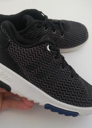 Кроссовки adidas 26 р. стелька 16.5 см.