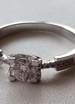 Серебряное кольцо с муассанитом6 фото