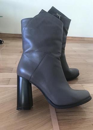 Сапоги-ботинки marko rossi. натуральная кожа