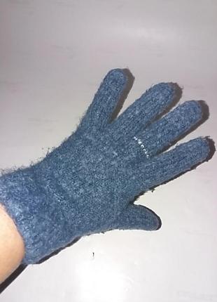 Тёплые вязаные перчатки