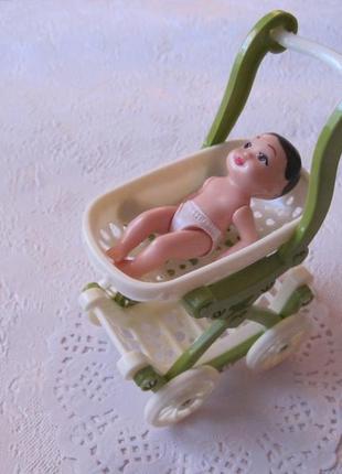 Мініатюрна коляска для маленької лялечок - дітей барбі. лялькова мініатюра, аксесуари для ляльок барбі, лол. їжа, напої, посуд в ляльковий будиночок2 фото