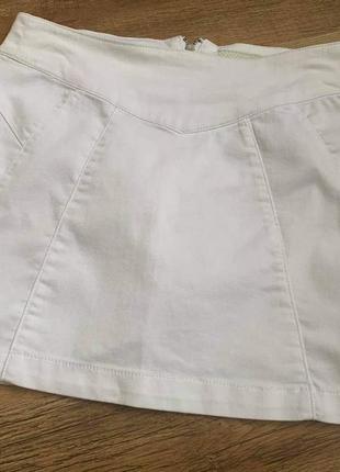 Джинсовая белая юбка тм «bershka» р.s/36/83 фото