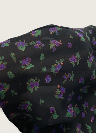 Блуза чёрная полупрозрачная в цветы, на бретельках, бельевой стиль3 фото