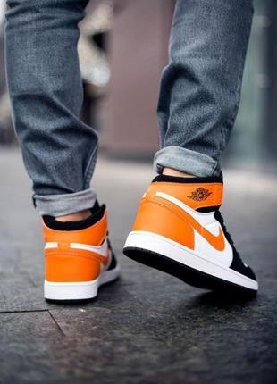 Чоловічі кросівки nike air jordan 1 retro black/white/orange4 фото