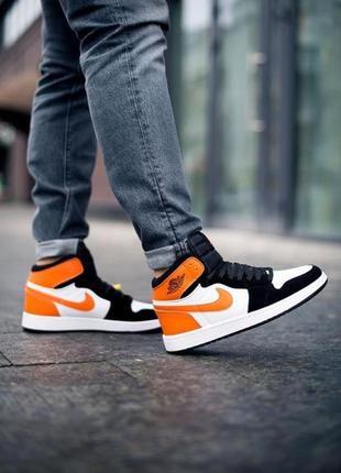 Чоловічі кросівки nike air jordan 1 retro black/white/orange7 фото