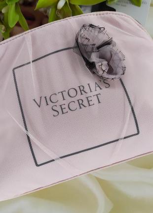 Нежнейшая красивенная вместительная косметичка victoria secret5 фото