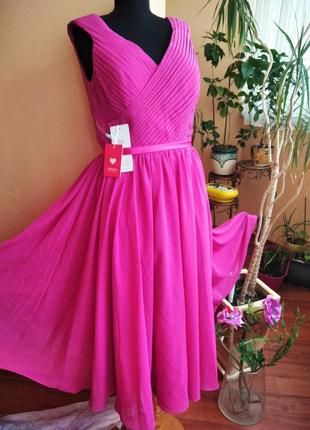 Шикарное нарядное платье цвета фуксии5 фото