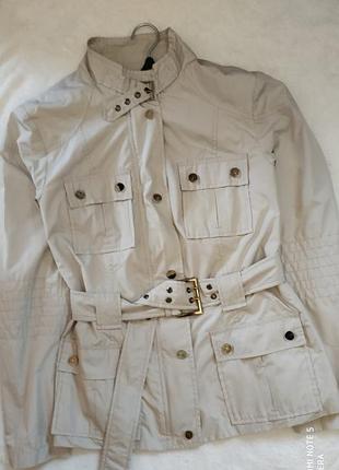 Куртка вітровка