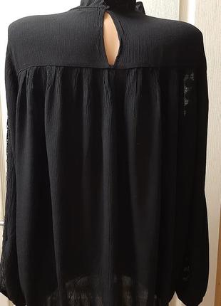 🌺🌸🍃потрясающая блузка из вискозы с ажурными вставками по рукаву2 фото