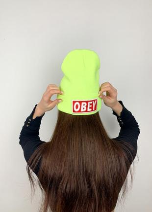 Салатовая шапка obey1 фото