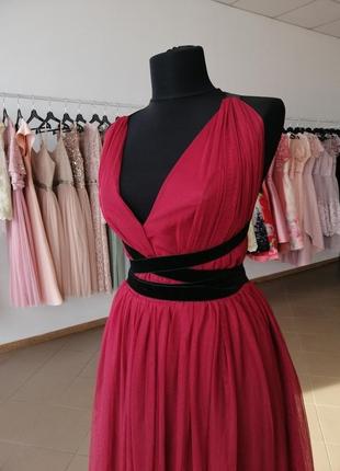 Эксклюзивное платье из тюля дорогой коллекции с бархатными шлейками6 фото