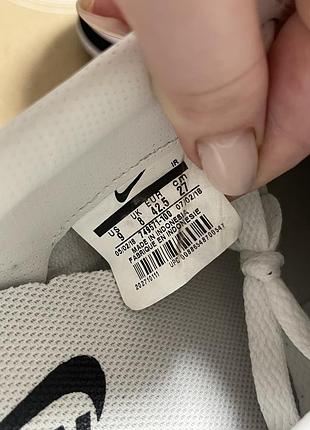 Кроссовки nike 4