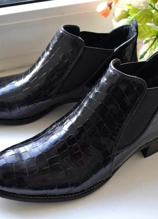 Новые ботинки челси paul green с  крокодиловым принтомна 37-37,5р.