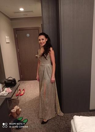 Вечірня сукня