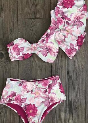 Купальник в дуже ніжний принт