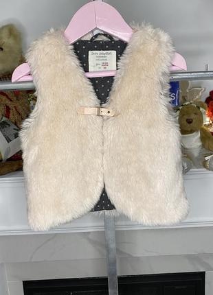 Zara жилет меховой 12/18м