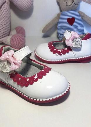 Туфлі дитячі святкові черевички1 фото