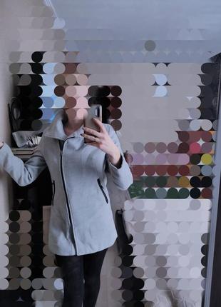 Пальто на весну