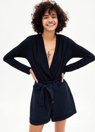 Полосатые шорты бермуды в полоску высокая талия на кнопках с поясом от zara