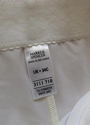 Красивое боди с легкой степенью утяжки от marks & spencer 34c