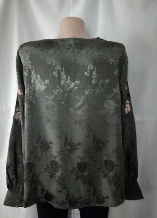 Стильная блуза хаки с яркой вышивкой крестиком  №4bp3 фото