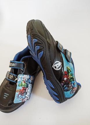 Кросівки для хлопчика avengers.брендове взуття stock2 фото