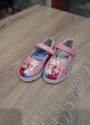 Туфлі для дівчинки6 фото