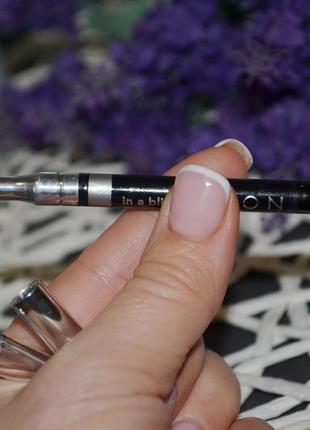 Двостороннє засіб для макіяжу тіні і олівець avon in a blink eyeliner and shadow2 фото