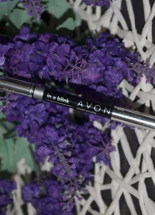 Двостороннє засіб для макіяжу тіні і олівець avon in a blink eyeliner and shadow9 фото