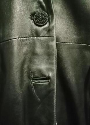 Кожаное пальто с натуральным мехом5 фото
