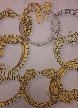 Ексклюзивний шовковий хустку французького бренду cartier