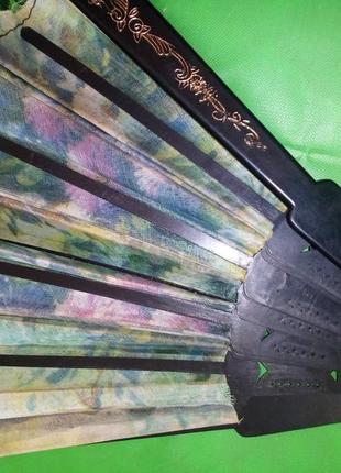 Красивый веер