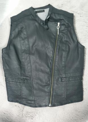 Жилет guess оригинал р.s