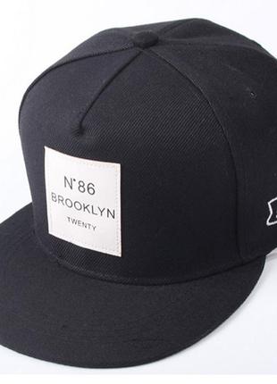 Кепка снепбек brooklyn 86 з прямим козирком, унісекс чорна