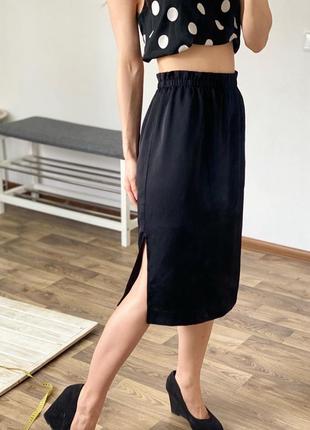 Чёрная стильная юбка с разрезами h&m