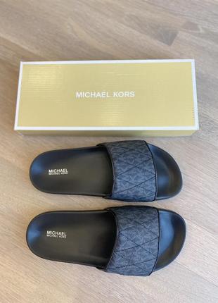Michael kors босоніжки, шльопанці, сандалі.2 фото