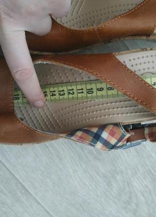Босоніжки crocs white р. 37-38 на платформі7 фото
