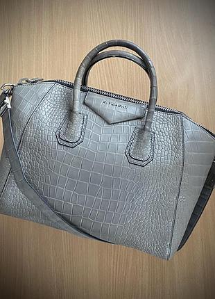 Сумка givenchi antigona